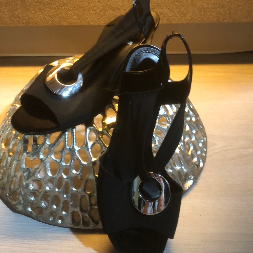 Impo black patent leather look sandals